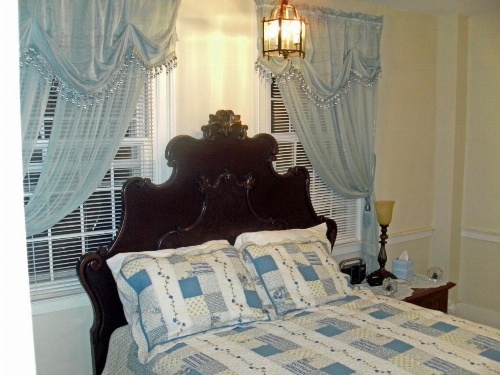 The 1810 Juliand House Bed & Breakfast image 9